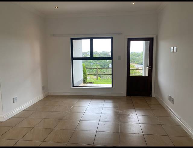 2 BEDROOM TOWNHOUSE TO LET IN PALM LAKES ESTATE